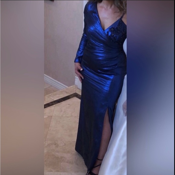 Theia Dresses & Skirts - Elegant dress Babette Asymmetrical Gown wear one time very elegant